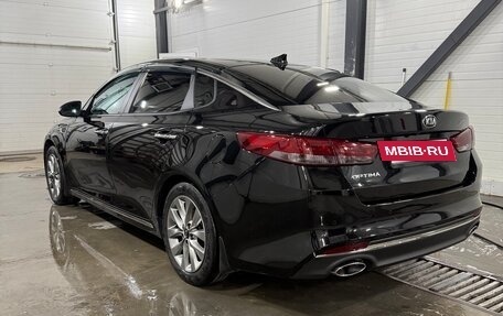 KIA Optima IV, 2018 год, 2 050 000 рублей, 2 фотография
