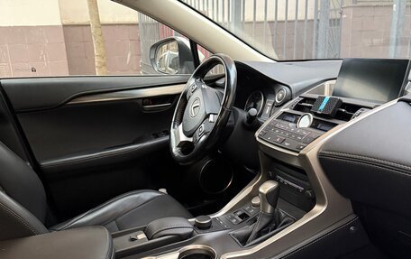 Lexus NX I, 2017 год, 2 490 000 рублей, 3 фотография