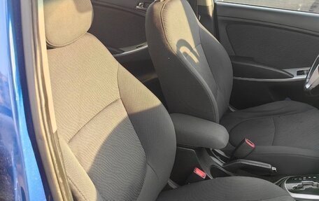 Hyundai Solaris II рестайлинг, 2012 год, 680 000 рублей, 6 фотография