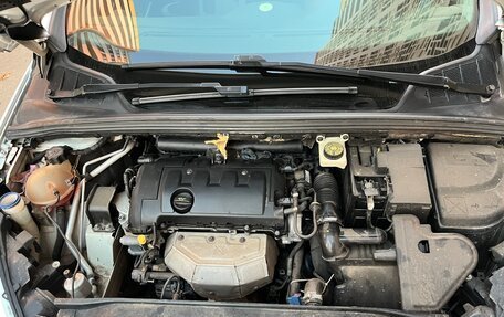 Peugeot 308 II, 2011 год, 550 000 рублей, 13 фотография