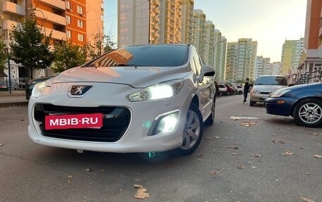 Peugeot 308 II, 2011 год, 550 000 рублей, 2 фотография