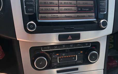 Volkswagen Passat B7, 2011 год, 949 000 рублей, 12 фотография