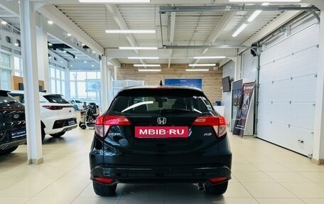 Honda Vezel, 2017 год, 1 849 000 рублей, 5 фотография