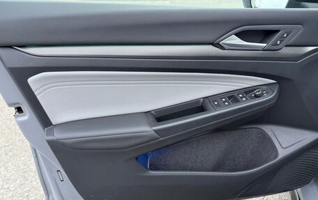 Volkswagen Golf VIII, 2025 год, 2 820 000 рублей, 13 фотография