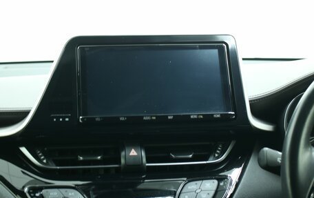 Toyota C-HR I рестайлинг, 2018 год, 1 840 000 рублей, 20 фотография