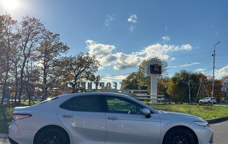 Toyota Camry, 2018 год, 2 950 000 рублей, 3 фотография