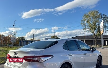 Toyota Camry, 2018 год, 2 950 000 рублей, 2 фотография