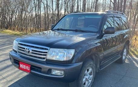 Toyota Land Cruiser 100 рестайлинг 2, 2005 год, 1 900 000 рублей, 1 фотография