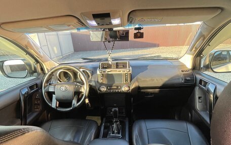 Toyota Land Cruiser Prado 150 рестайлинг 2, 2015 год, 3 400 000 рублей, 4 фотография