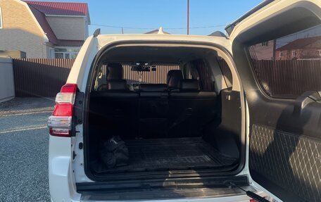 Toyota Land Cruiser Prado 150 рестайлинг 2, 2015 год, 3 400 000 рублей, 7 фотография