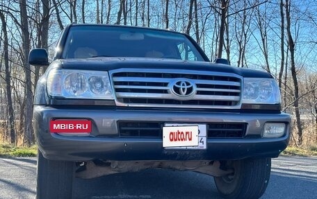 Toyota Land Cruiser 100 рестайлинг 2, 2005 год, 1 900 000 рублей, 3 фотография