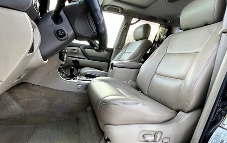 Toyota Land Cruiser 100 рестайлинг 2, 2005 год, 1 900 000 рублей, 7 фотография