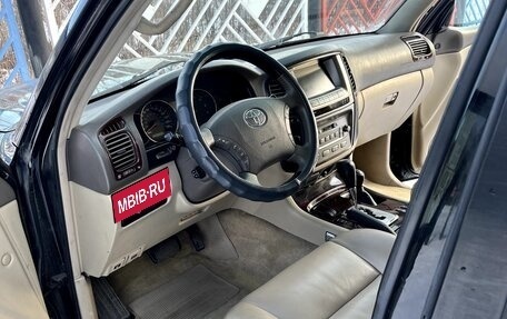 Toyota Land Cruiser 100 рестайлинг 2, 2005 год, 1 900 000 рублей, 5 фотография