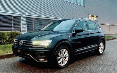 Volkswagen Tiguan II, 2017 год, 2 160 000 рублей, 1 фотография