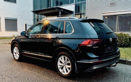 Volkswagen Tiguan II, 2017 год, 2 160 000 рублей, 5 фотография