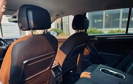 Volkswagen Tiguan II, 2017 год, 2 160 000 рублей, 10 фотография