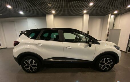 Renault Kaptur I рестайлинг, 2019 год, 1 595 000 рублей, 2 фотография