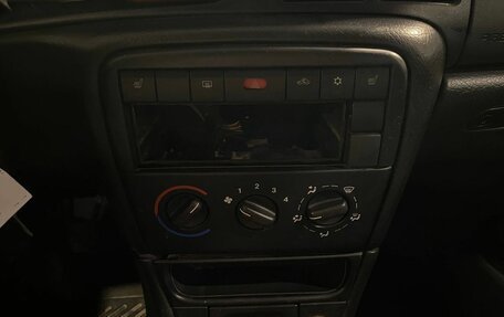 Opel Vectra B рестайлинг, 2000 год, 165 000 рублей, 15 фотография