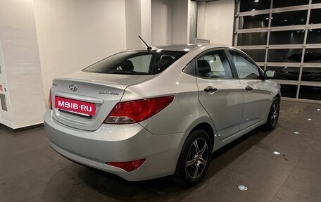 Hyundai Solaris II рестайлинг, 2014 год, 710 000 рублей, 3 фотография