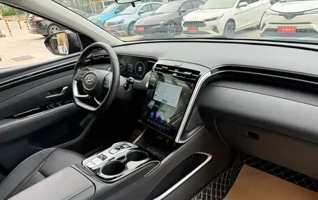 Hyundai Tucson, 2022 год, 2 400 000 рублей, 7 фотография