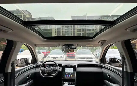 Hyundai Tucson, 2022 год, 2 400 000 рублей, 5 фотография