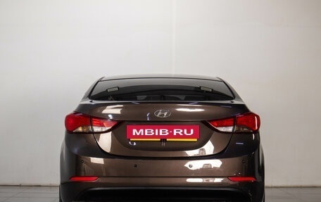 Hyundai Elantra V, 2015 год, 899 000 рублей, 6 фотография