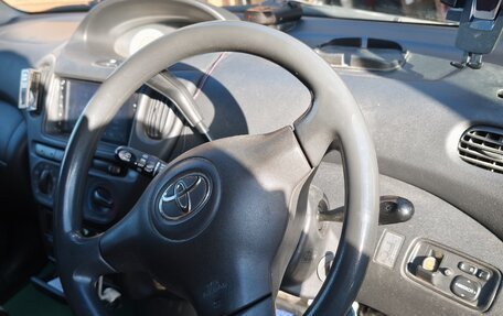 Toyota FunCargo, 2003 год, 650 000 рублей, 9 фотография