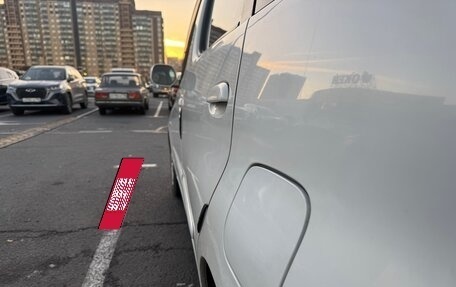 Toyota FunCargo, 2003 год, 650 000 рублей, 6 фотография