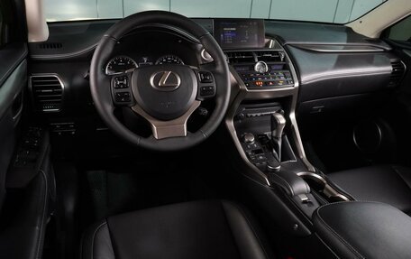 Lexus NX I, 2016 год, 2 249 000 рублей, 6 фотография