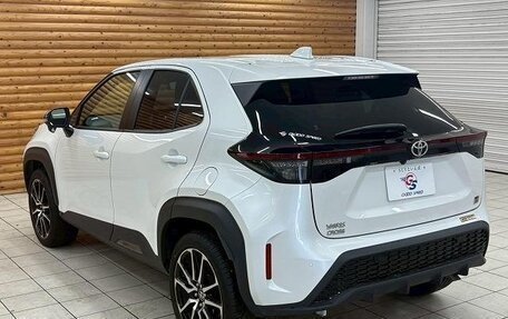 Toyota Yaris Cross, 2022 год, 1 590 007 рублей, 4 фотография