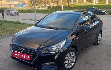 Hyundai Solaris II рестайлинг, 2017 год, 750 000 рублей, 3 фотография