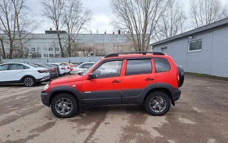 Chevrolet Niva I рестайлинг, 2015 год, 411 000 рублей, 10 фотография