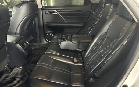 Lexus RX IV рестайлинг, 2018 год, 4 050 000 рублей, 8 фотография