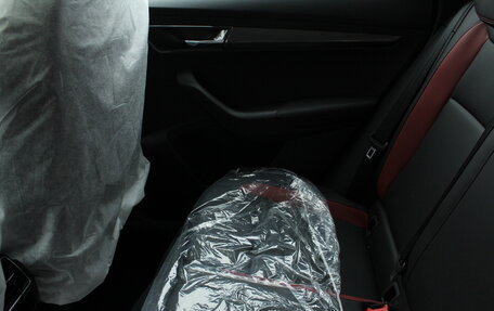 Skoda Karoq I, 2025 год, 3 100 000 рублей, 15 фотография