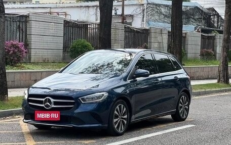 Mercedes-Benz B-Класс, 2022 год, 1 833 000 рублей, 1 фотография