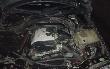 Mercedes-Benz C-Класс, 1998 год, 260 000 рублей, 6 фотография