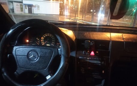 Mercedes-Benz C-Класс, 1998 год, 260 000 рублей, 8 фотография