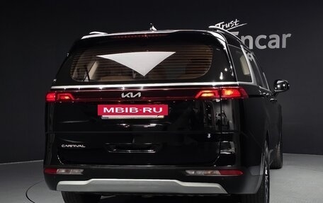 KIA Carnival, 2021 год, 2 900 000 рублей, 3 фотография