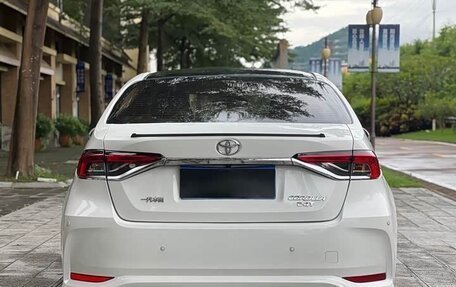 Toyota Corolla, 2021 год, 1 220 000 рублей, 3 фотография