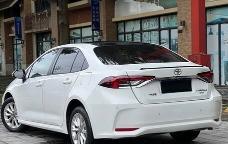 Toyota Corolla, 2021 год, 1 220 000 рублей, 5 фотография