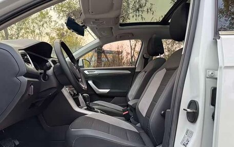 Volkswagen T-Roc I, 2021 год, 1 550 000 рублей, 8 фотография