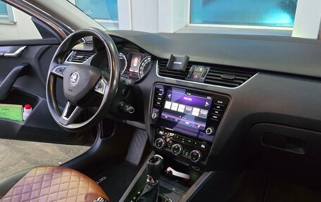 Skoda Octavia, 2018 год, 1 800 000 рублей, 14 фотография