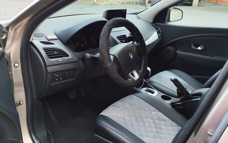 Renault Megane III, 2011 год, 800 000 рублей, 7 фотография