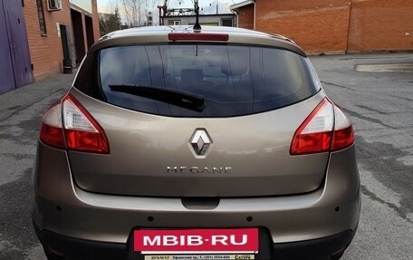 Renault Megane III, 2011 год, 800 000 рублей, 4 фотография