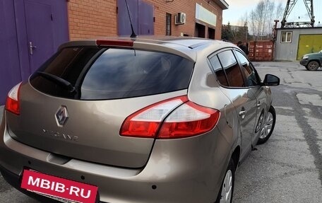 Renault Megane III, 2011 год, 800 000 рублей, 3 фотография