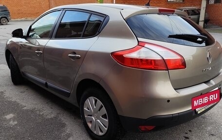 Renault Megane III, 2011 год, 800 000 рублей, 8 фотография