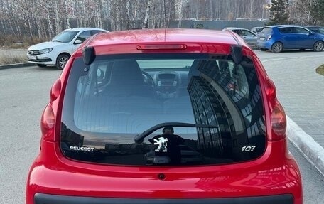 Peugeot 107 I рестайлинг, 2010 год, 570 000 рублей, 8 фотография