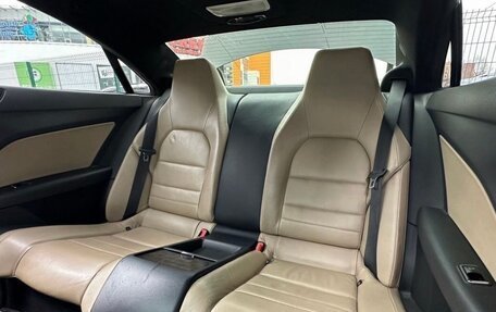 Mercedes-Benz E-Класс, 2011 год, 1 500 000 рублей, 9 фотография