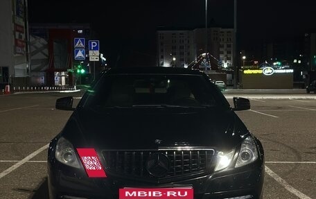 Mercedes-Benz E-Класс, 2011 год, 1 500 000 рублей, 6 фотография