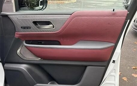 Infiniti QX80, 2025 год, 12 197 000 рублей, 26 фотография